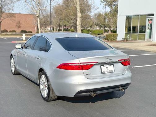 Gallium Silver Metallic 2017 Jaguar XF 35t Premium
