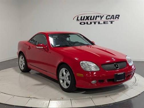 Red 2002 Mercedes-Benz SLK-Class Base