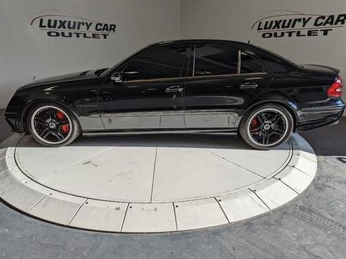 2005 Mercedes-Benz E-Class Base