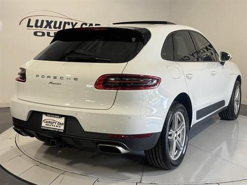 2017 Porsche Macan Base