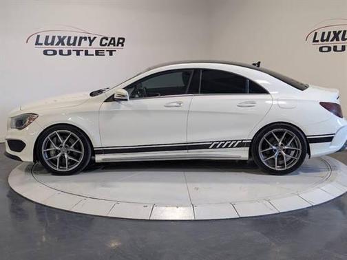 White 2015 Mercedes-Benz CLA-Class Base