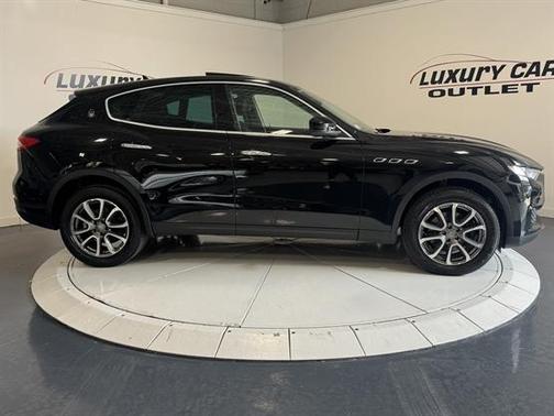 2017 Maserati Levante Base