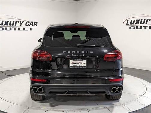 2016 Porsche Cayenne S