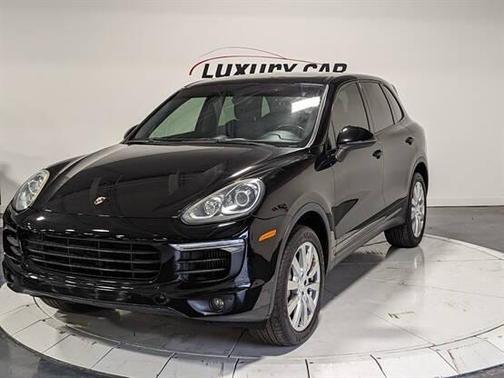 2016 Porsche Cayenne S
