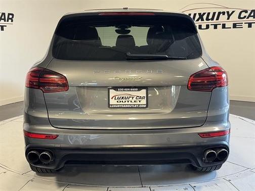 2016 Porsche Cayenne E-Hybrid S