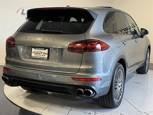 2016 Porsche Cayenne E-Hybrid S
