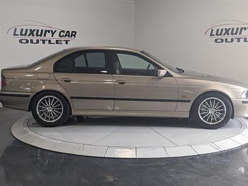 2000 BMW 540 i