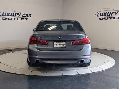 Gray 2017 BMW 530 i xDrive