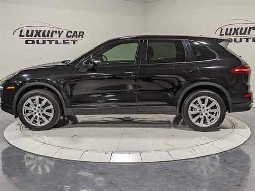 2016 Porsche Cayenne S