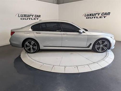 2016 BMW 750 i xDrive