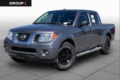 Gun Metallic 2017 Nissan Frontier SV