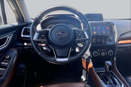 Crystal White Pearl 2022 Subaru Forester Touring