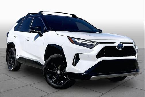 Wind Chill Pearl/Midnight Black Metallic 2024 Toyota RAV4 Hybrid SE