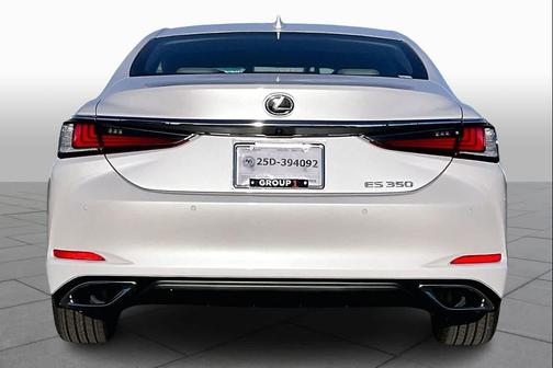 2025 Lexus ES 350 Base