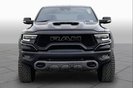 Diamond Black Crystal Pearlcoat 2022 RAM 1500 TRX