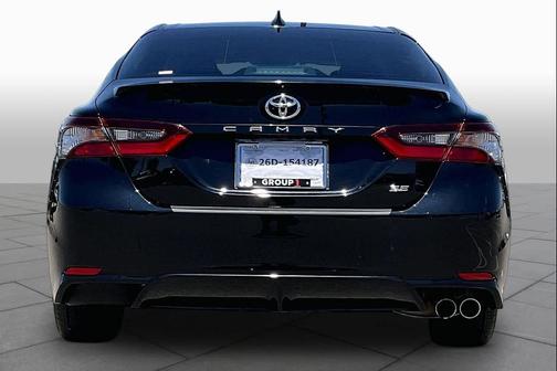 Midnight Black Metallic 2022 Toyota Camry SE