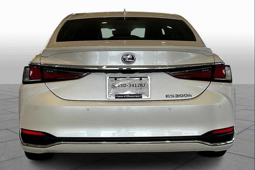 2021 Lexus ES 300h Base