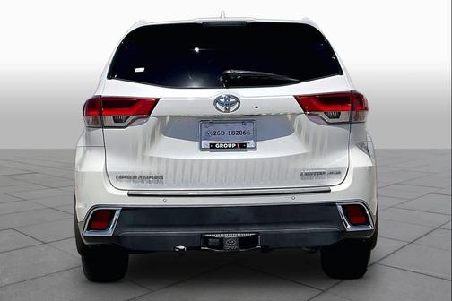 Blizzard Pearl 2017 Toyota Highlander Limited