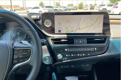 2024 Lexus ES 300h Base