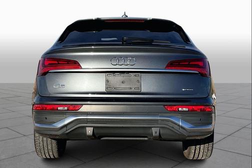 2021 Audi Q5 45 Premium Plus