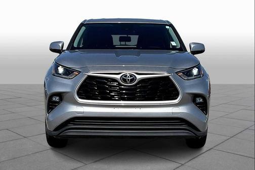 2021 Toyota Highlander LE