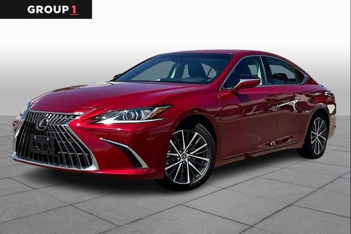 2025 Lexus ES 300h Base