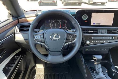 2025 Lexus ES 350 Base