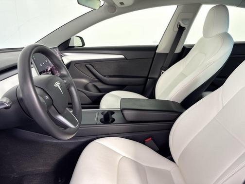 White 2021 Tesla Model 3 Standard Range Plus