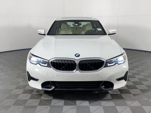 2020 BMW 330 i