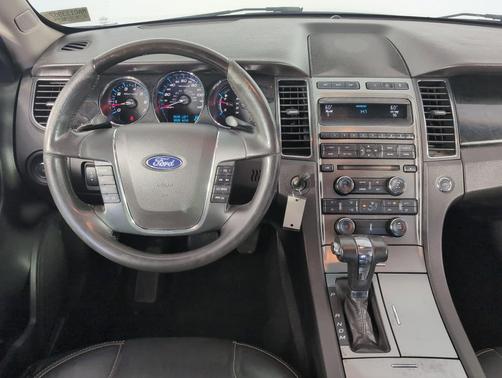 2010 Ford Taurus Limited