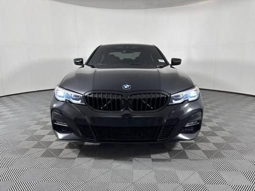 2021 BMW 330 i