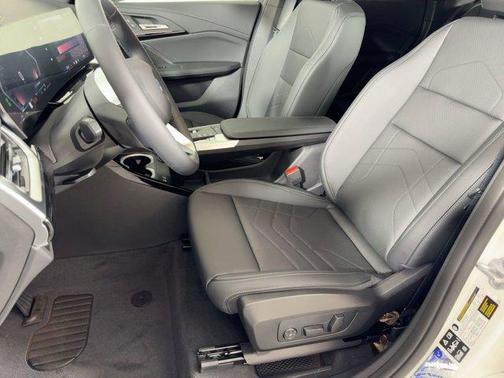 Alpine White 2026 BMW X1 xDrive28i