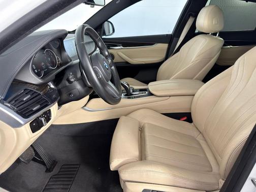 2019 BMW X6 sDrive35i