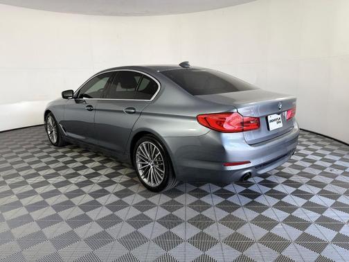 Bluestone Metallic 2020 BMW 530 i