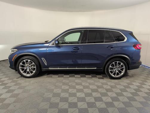 2023 BMW X5 sDrive40i