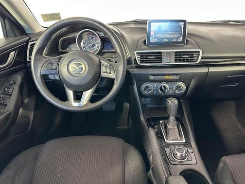 2016 Mazda Mazda3 i Sport