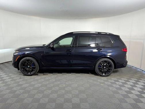 2026 BMW X7 M60i