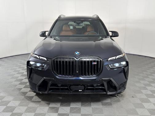 2026 BMW X7 M60i