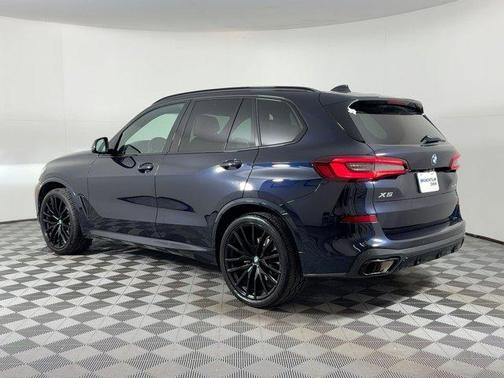 2023 BMW X5 sDrive40i