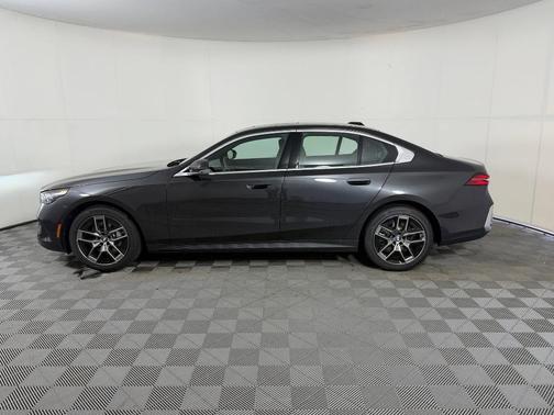 Dark Graphite Metallic 2027 BMW 530 i