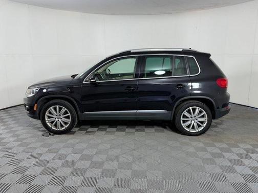Black 2015 Volkswagen Tiguan Auto SEL