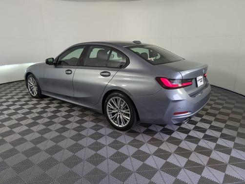 2023 BMW 330 i
