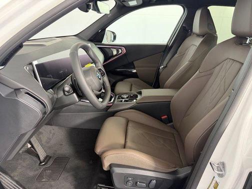 Mineral White Metallic 2026 BMW X3 30 xDrive