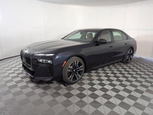 2025 BMW 760 760i xDrive