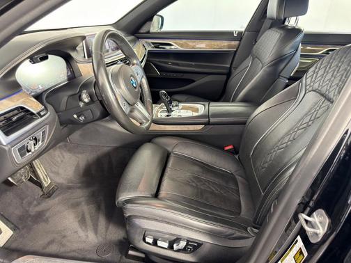 2020 BMW 750 i xDrive