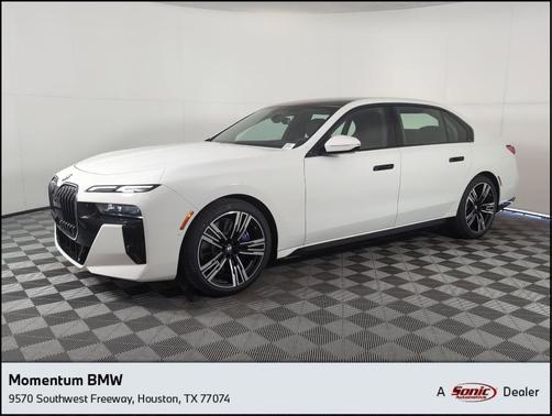 2026 BMW 740 i
