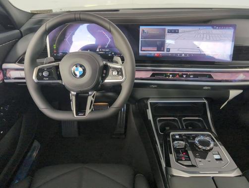 2026 BMW 740 i