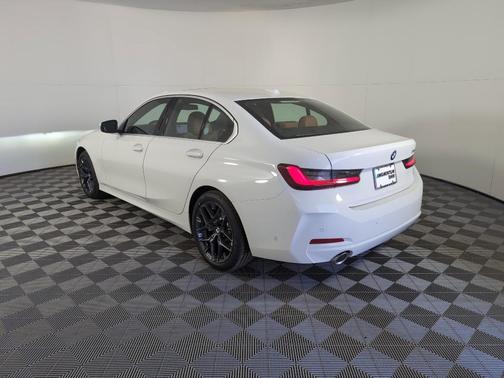 2025 BMW 330 i