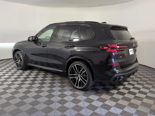 2026 BMW X5 M60i