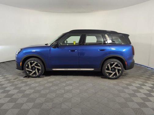 2025 MINI Countryman S